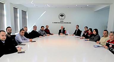 Her Yıl 1 Milyon Tona Yakın Domates Üreten İzmir'de 2025 Planlamaları Yapıldı