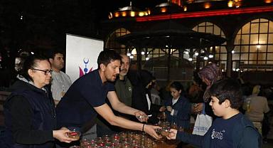 ŞEHZADELER BELEDİYESİ’NDEN KADİR GECESİ’NDE HELVA İKRAMI