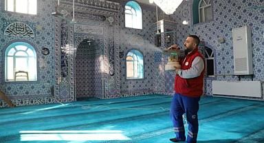 Turgutlu’da Camiler Gül Koktu