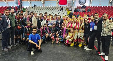 YUNUSEMRE'DEN HALK OYUNLARINDA ÜÇ KUPA ÜÇ ŞAMPİYONLUK