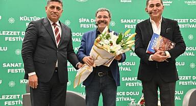 3. Niobe Edebiyat ve Sanat Söyleşileri’nin konuğu Ahmet Ümit oldu