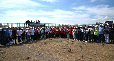 500 gönüllü Bağ Yolu Gölet temizliğinde buluştu