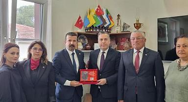 Atatürkçü Düşünce Derneği Yeni Yönetiminden Kaymakam Kapankaya'ya Ziyaret