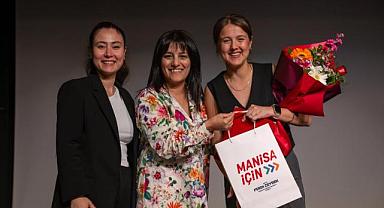 Büyükşehir’den işitme engellilere özel film gösterimi