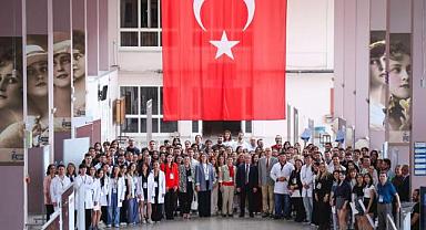 DEÜ’DE GENÇLİK SEMPOZYUMU VE BİLİM SANAT ŞENLİĞİ COŞKUSU