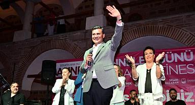 Manisalı kadınlar Anneler Günü’nde Bahar Matinesi ile eğlendi