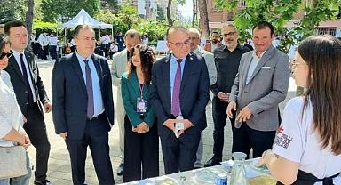 Turgutlu Lisesi'nde TÜBİTAK 4006 Bilim Fuarı