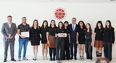 “Yarınlara İz Bırak” Projesinde Genç Gazeteciler Ödüllerine Kavuştu