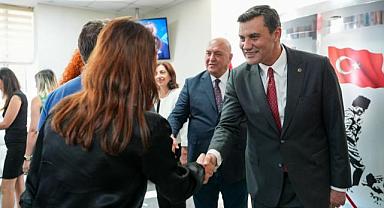 Başkan Zeyrek, Belediye Çalışanlarıyla Bayramlaştı