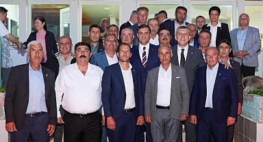 Başkan Zeyrek Köprübaşı’nda Muhtarlarla Buluştu