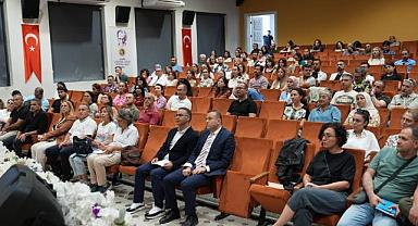 İzmir'de Öğretmenlere Yönelik Eğitim Gerçekleştirildi