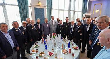 Manisa Protokolü Bayramlaştı