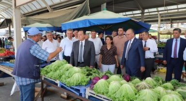 Başkan Dutlulu, Turgutlu Ergenekon Mahallesi Perşembe Pazarını Ziyaret etti