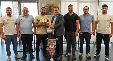 Feyzullah Aktürk’ten Kırkpınar Şampiyonluğu Sözü: “O Kemer Manisa’ya Gelecek”