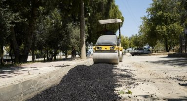 Yunusemre’de Asfalt ve Kaldırım Çalışmaları Aralıksız Sürüyor