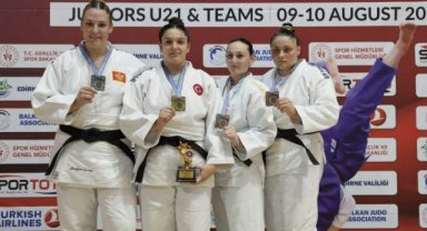Manisalı Milli Judocu Irmak Ceylin Güçtekin'den Balkan Şampiyonası'nda Çifte Madalya