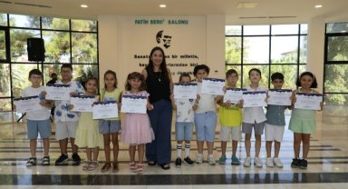 Şehzadeler Belediyesi Yaz Kursları Kapanış Töreniyle Sona Erdi