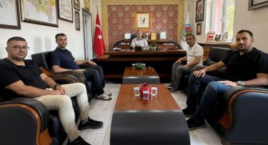 Turgutlu Gazeteciler Cemiyeti Yeni Yönetimi Kaymakam Kapankaya’yı Ziyaret Etti