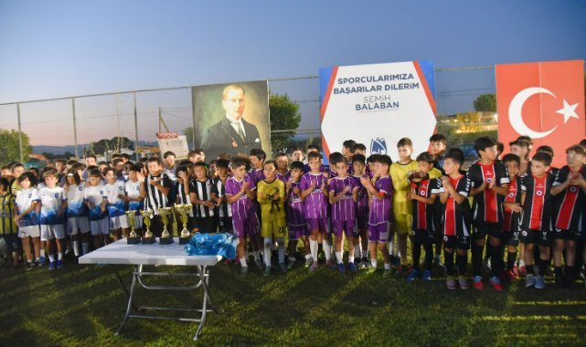 Yunusemre’de 30 Ağustos Zafer Bayramı Futbol Turnuvası tamamlandı