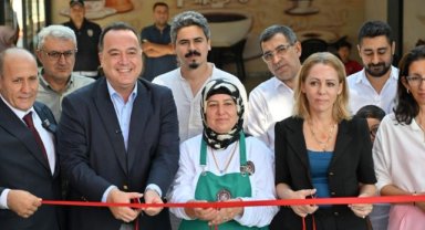 Ahmetli’de Ferdi Zeyrek Parkı Hizmete Açıldı