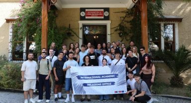 DOKUZ EYLÜL ÜNİVERSİTESİ’NDE 13 ÜLKEDEN 51 ERASMUS+ ÖĞRENCİSİNE ORYANTASYON