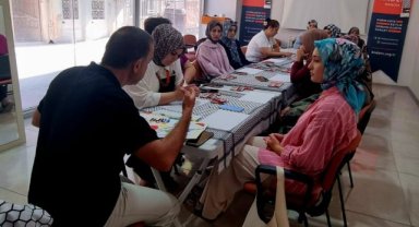 KADEM Manisa Temsilciliği, Gazze’deki insanlık dramına karikatür ve resimlerle dikkat çekti