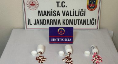 Manisa'da 97 Adet Sentetik Ecza Hapı Ele Geçirildi