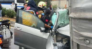 Manisa'da Zincirleme Trafik Kazası: 1 Ölü, 2 Yaralı
