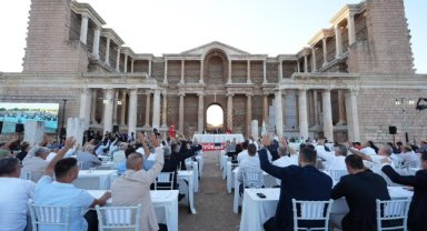 Muradiye’de İmar Planı Değişikliği Meclisten Geçti: 21 Kat 5 Kata İndirildi