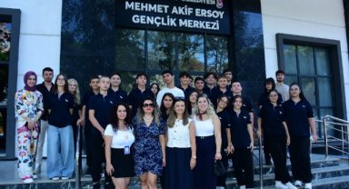 ŞEHZADELER GENÇLİK EVİ, SINAV KOLEJİ'NE EV SAHİPLİĞİ YAPTI