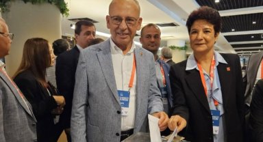 Turgutlu Belediye Başkanı Çetin Akın, CHP'nin 22. Olağanüstü Kurultayına Katıldı