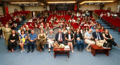 Yunusemre’de Alzheimer Farkındalığına Panel ile Dikkat Çekildi