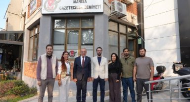 Başkan Çetin Akın, Manisa Gazeteciler Cemiyeti’ni ziyaret etti