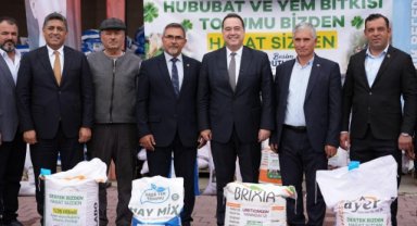 Manisa Büyükşehir Belediyesi’nden Üreticiye 525 Tonluk Tohum Desteği