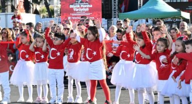 Manisa’da 29 Ekim Coşkusu: Çocuk Şenliği Büyük İlgi Gördü