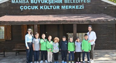 Manisa’da Çocuklara Robotik Kodlama Eğitimi Başladı