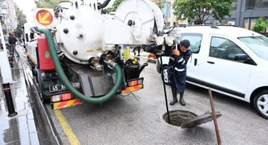 Manisa’da Sağanak Yağışa Karşı Ekipler Seferber Oldu