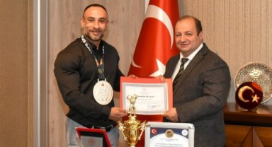 Manisa İl Sağlık Müdürlüğü Personelinin Türkiye İkinciliği Başarısı