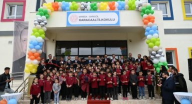 Manisa Valisi Özkan, Sarıgöl Karacaali Ortaokulu’nda İncelemelerde Bulundu
