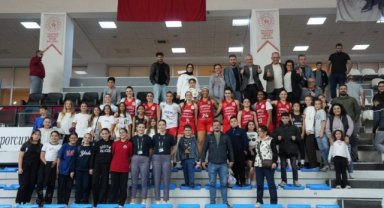 Potada Kazanan Taraf Turgutlu Belediyespor: 64-55