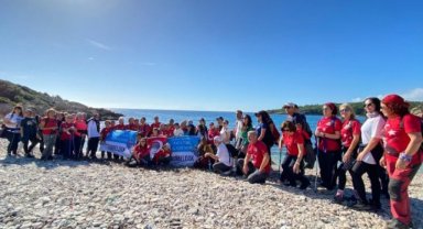 TURBELDAK üyeleri Urla Demircili–Sığacık rotasında doğayla buluştu