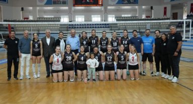 Turgutlu Belediyespor, Voleybol'da 3’te 3 Yaptı