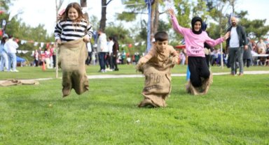 Yunusemre’de Cumhuriyet’in 102. Yılı Çocuklarla Coşkuyla Kutlandı