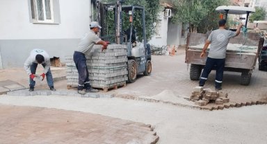 Ahmetli’de yol onarım çalışmaları sürüyor