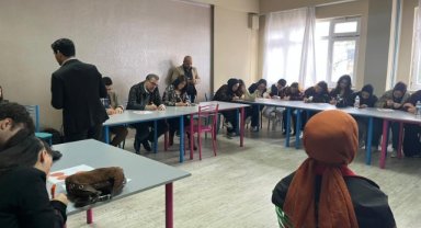 Ahmetli MYO öğrencileriyle “Sessizlik Atölyesi” düzenledi