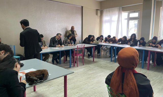Ahmetli MYO öğrencileriyle “Sessizlik Atölyesi” düzenledi