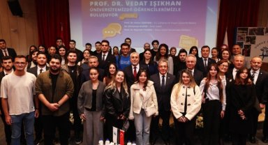 Çalışma Bakanı Işıkhan, İŞKUR Gençlik Programı kapsamında DEÜ öğrencileriyle buluştu