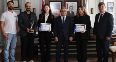 DEÜ Öğrencilerinden TRT Yarışmasında Önemli Başarı