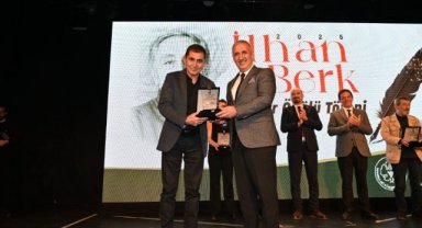 İlhan Berk Ödülü Genç Şaire Gitti: Oğulcan Kütük Ödülün Sahibi Oldu