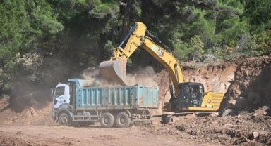 Manisa Büyükşehir Gördes'e 35 Bin Metreküplük Sulama Göleti Kazandırdı